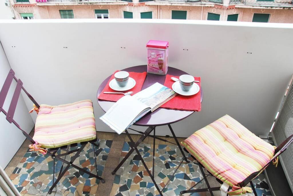 Center - Bright Studio Balcony Wifi & Aircon Apartment Nizza