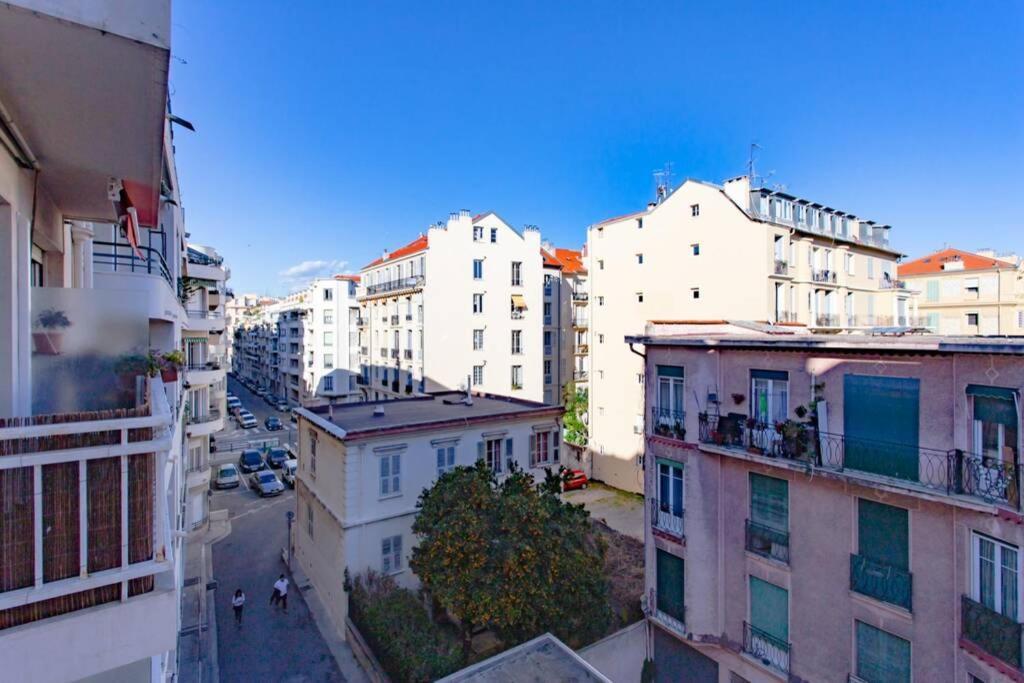 Appartement Center - Bright Studio Balcony Wifi & Aircon *